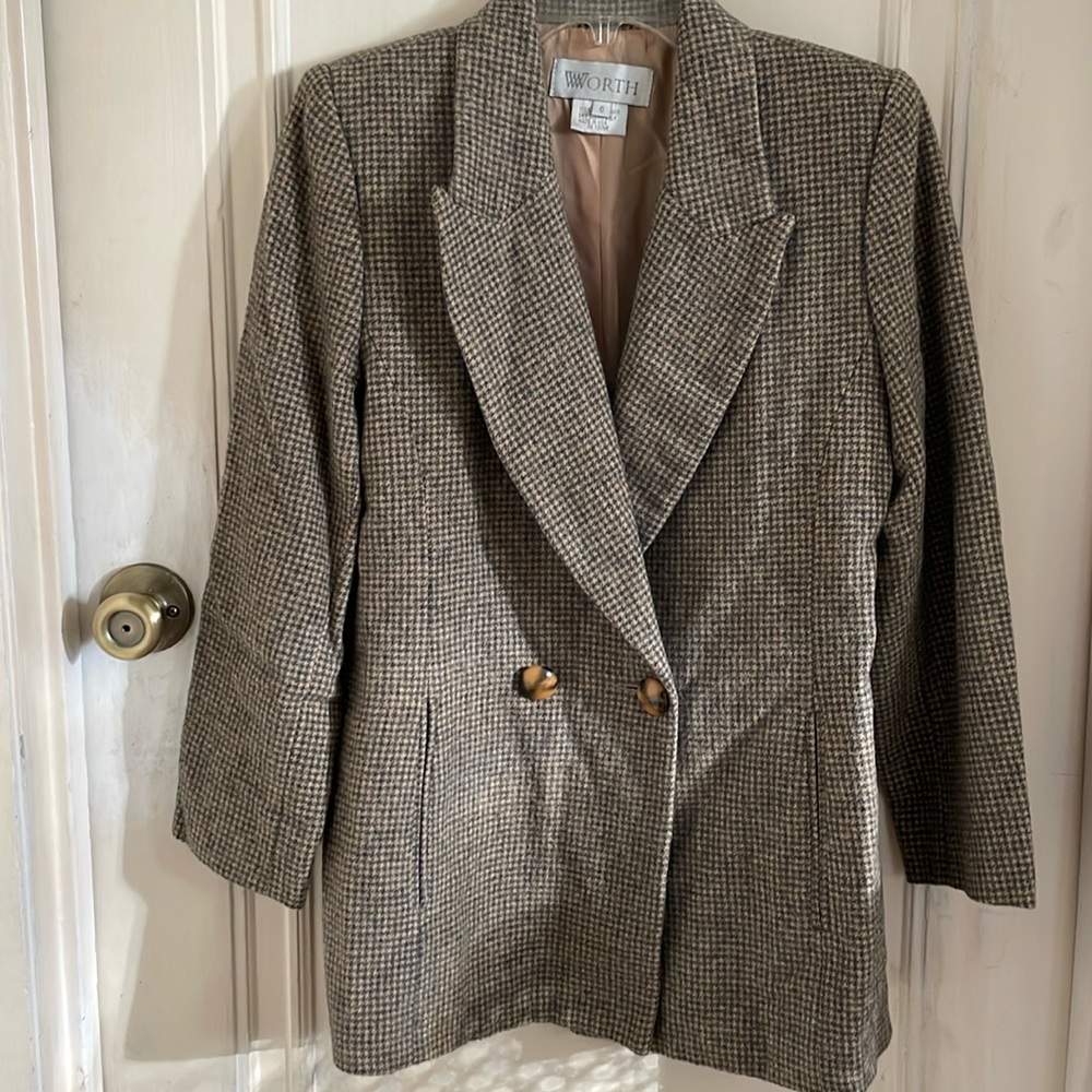 Worth Ladies 2-Piece Suit